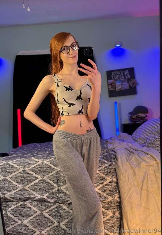 Just a cute redhead wearing a dinosaur crop top 🦕 Is that en..