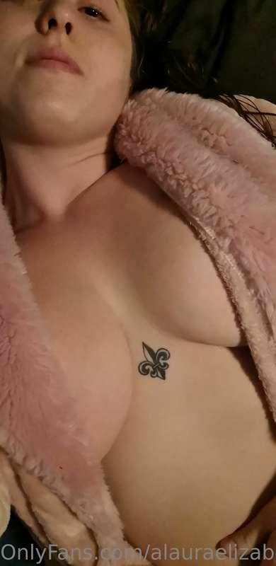 Cum give mommy a massage from head to toe