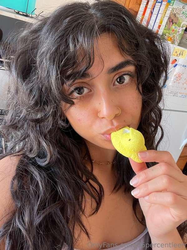 Happy Easter babes 🐰 I ❤️ peeps 🐥