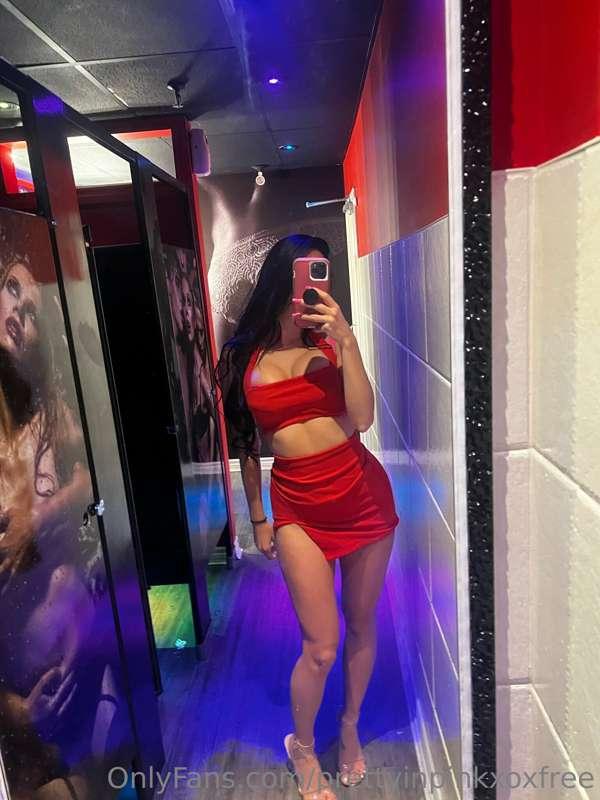 Swipe for more of me last night 😜💕😈