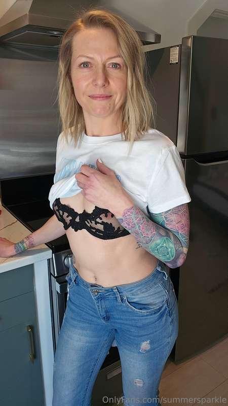 Let's get naughty in the kitchen