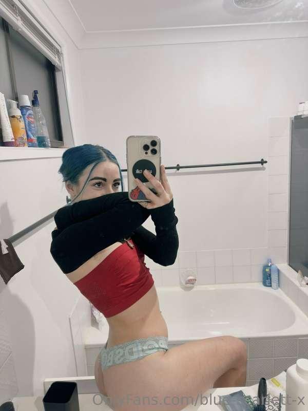 Felt cute, might delete later 😚