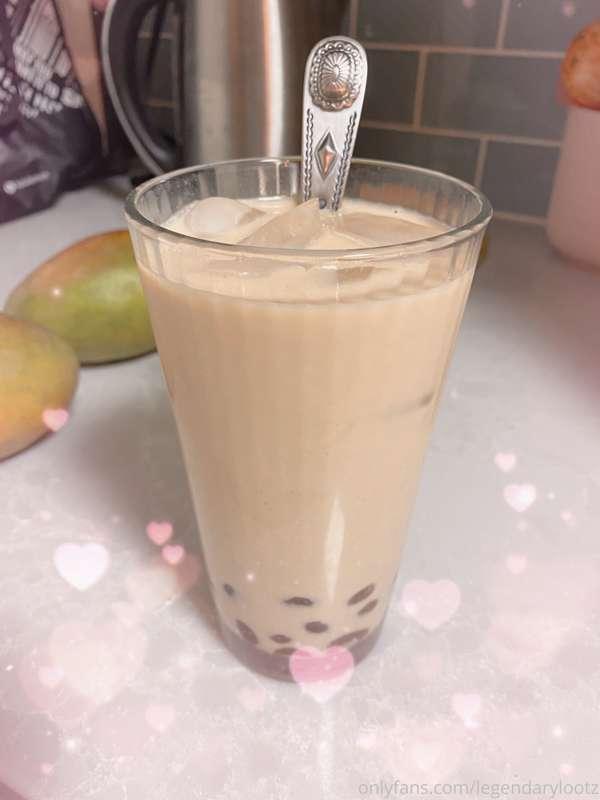 I made boba pearls and tea 🧋 swipe for the two other sexy pi..