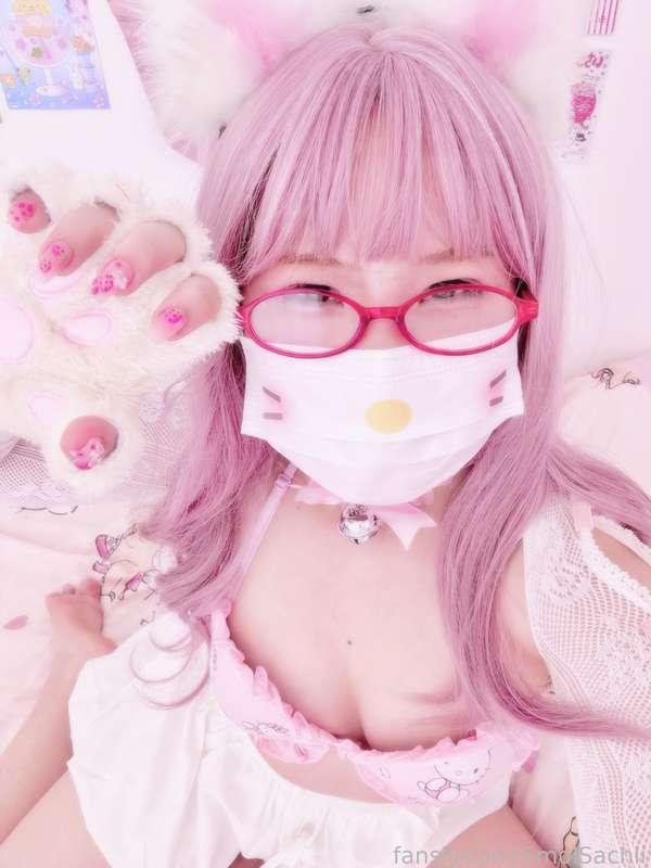 ~ meoww meoowww ⪩. .⪨

who wants to pet this naughty kitten? =^..^=

#asian #japanese #furry #18 #catgirl #petplay #barelylegal #young #tiny #teen