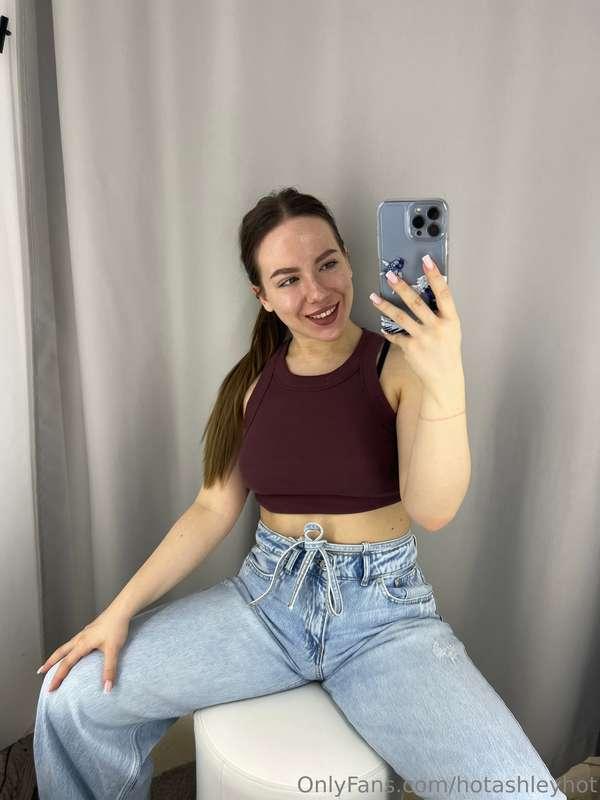 Wednesday is like a little Friday😈 a time when you can relax..