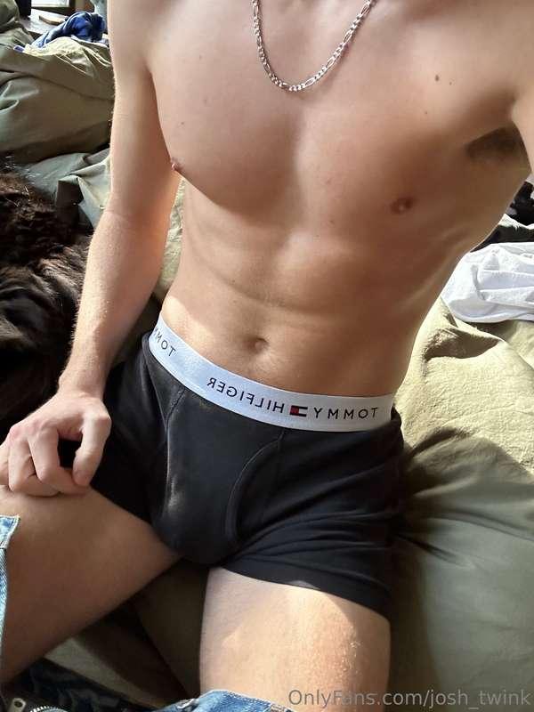 josh_twink image #0