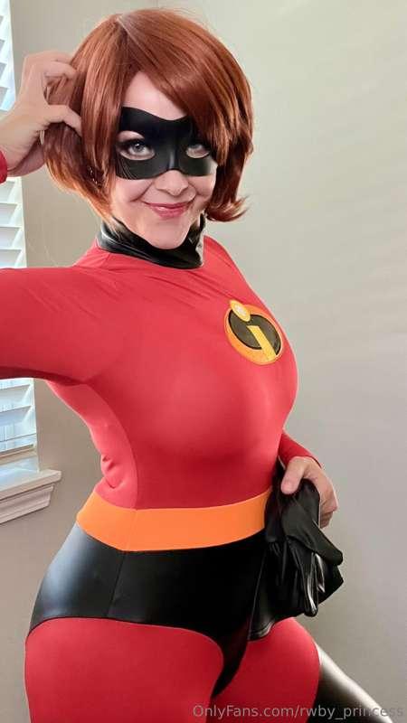 MILF Monday + Titty Tuesday = I'm a bit overwhelmed and mess..
