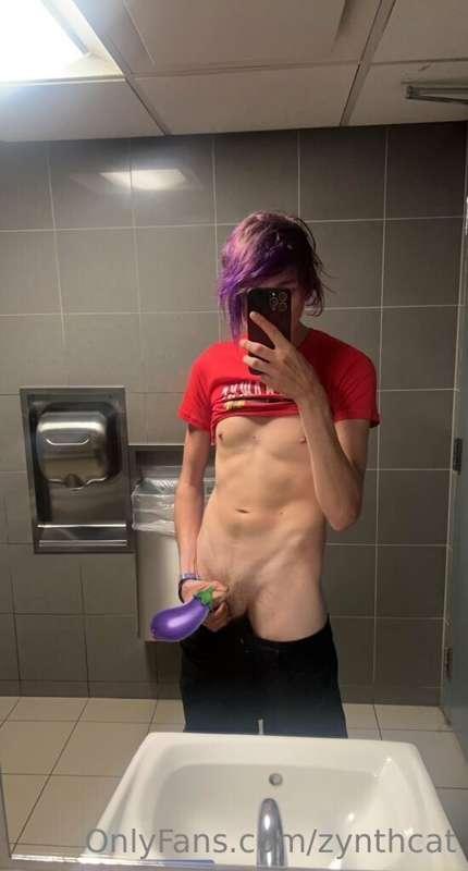 Skinny waist hard dick