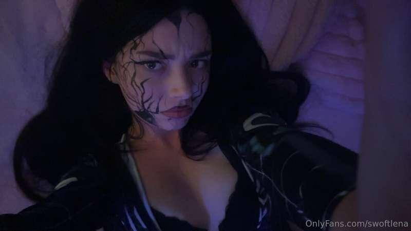 cum 2 my selfies >.< 