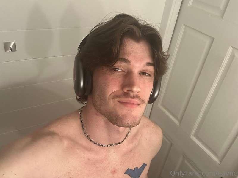 Too handsome for your screen.