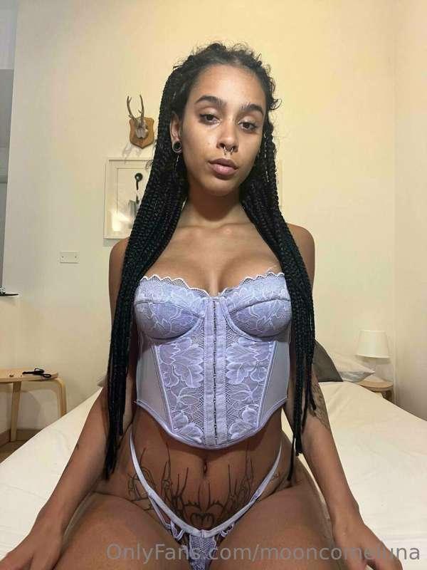 Cosa mi faresti? 💋

What would you do to me? 💋