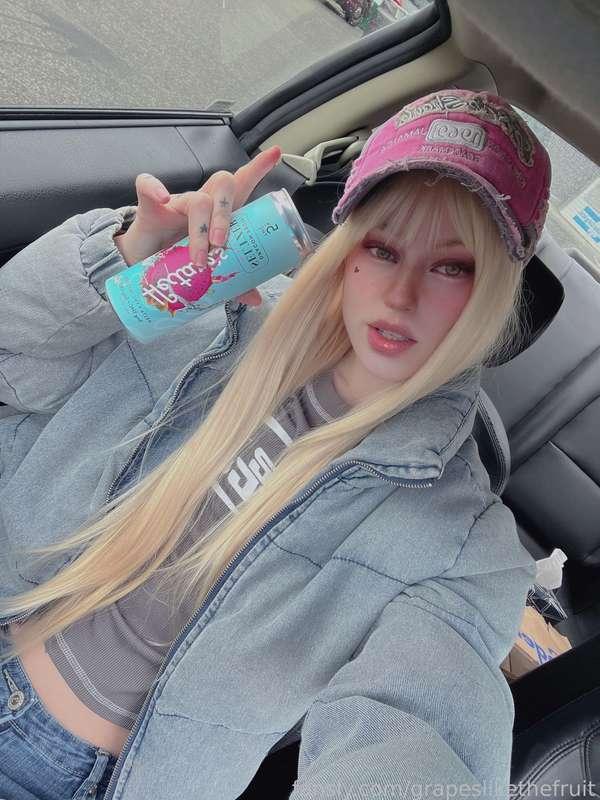 Tip 5$ to buy me a treat 🍦 🥤 #fyp #goddess #findom #femdom #egirl #sugarbaby 