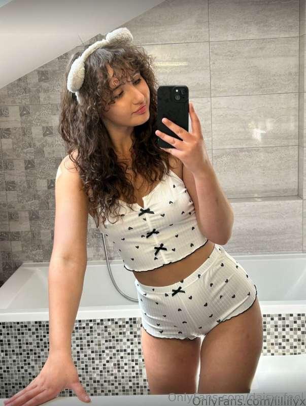 ## 🍒FREE SUBSCRIPTION 🍒 @lillilyx can make your dick hard wh..