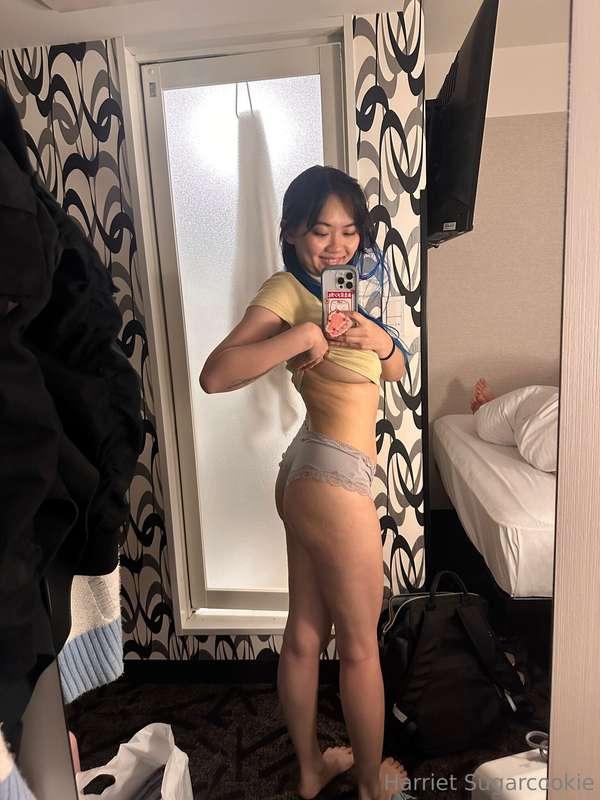 Do you like to go down on a girl? 