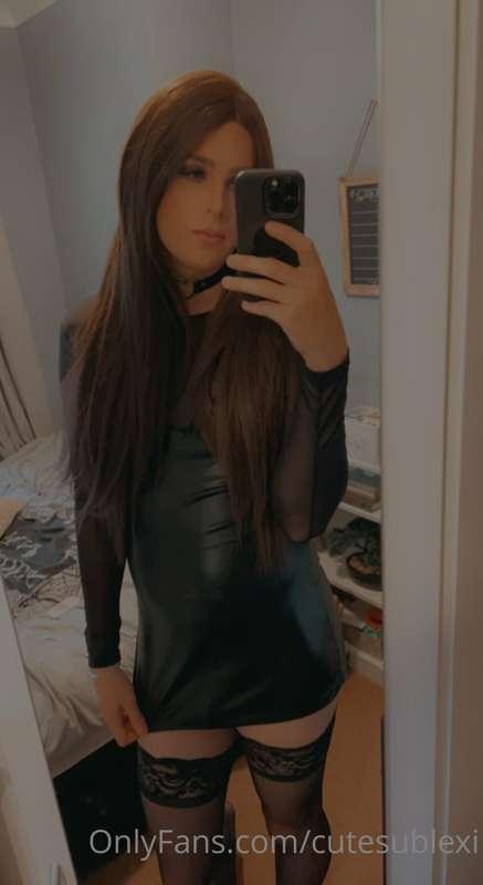 😈 feeling like a mistress wearing this 😈

I’m a switch so I ..