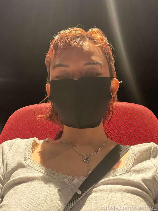 zoemieu image #2