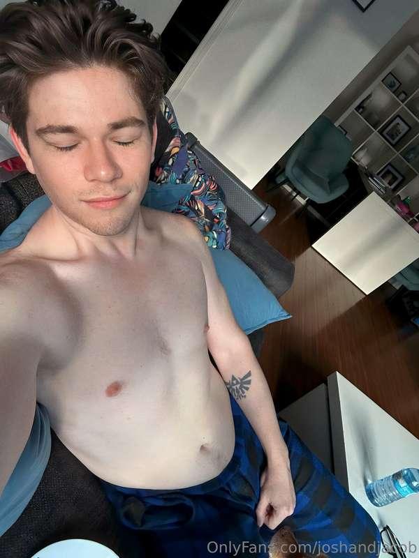 Fall has been bright and horny 🤤🫶 missing my boy but my cock..
