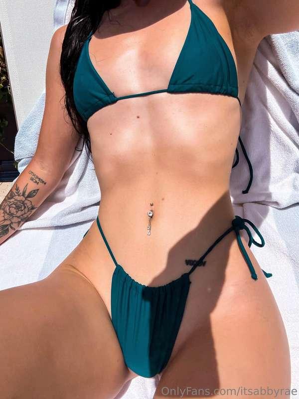 hope everyones having an amazing weekend 😚 