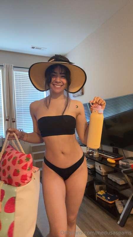 #PositivityTuesday 06/24/2025Going to the pool 🏊🏼‍♀️✨☀️🕶️👙Th..