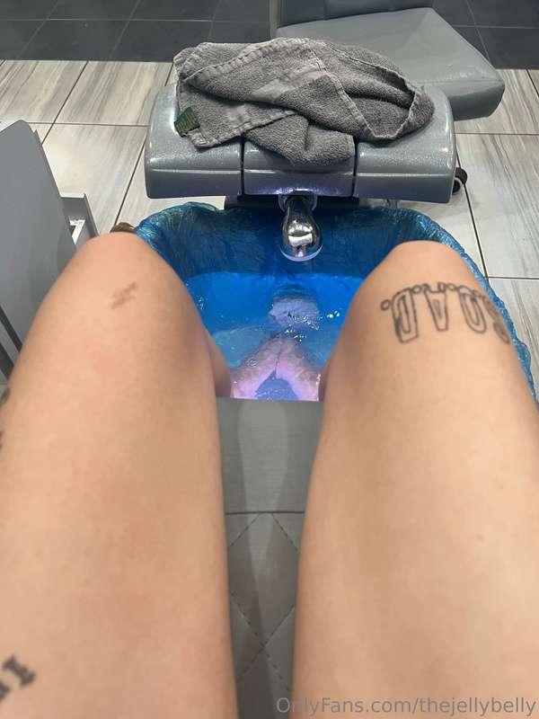 getting my toe nails done!! do we want some feet pics tonigh..