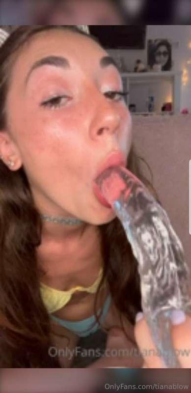 10 minute solo bj!!💦💦 FIRST EVER SOLO BJ!!! https://onlyfans..