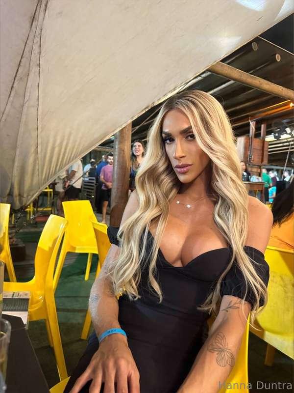 Do you want a date with me?💋