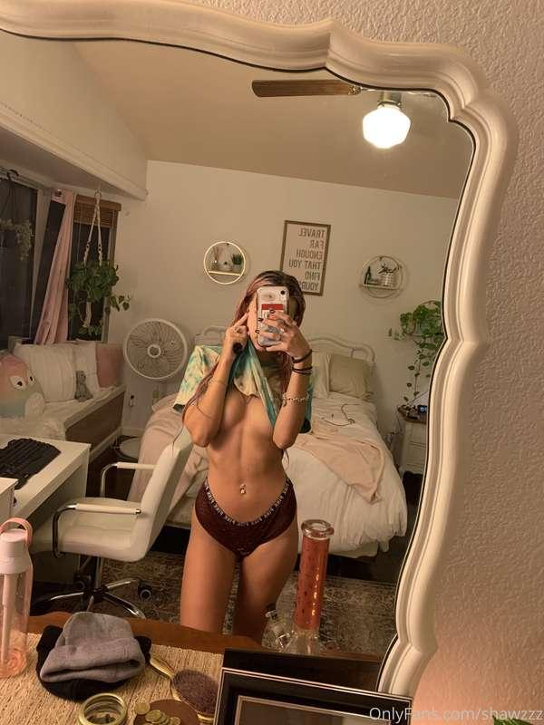 Caught myself looking this good… figured you should too :') 