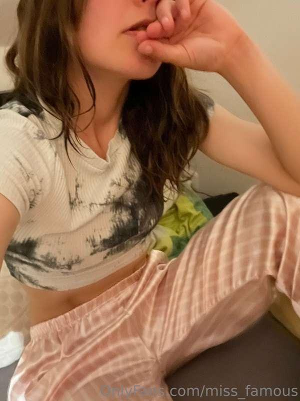 🍀I wish everyone sweet dreams and lovely night.❤️
But tonigh..