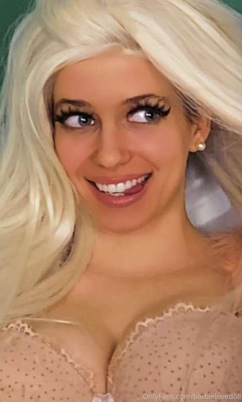 realbarbiedollgoddess image #1