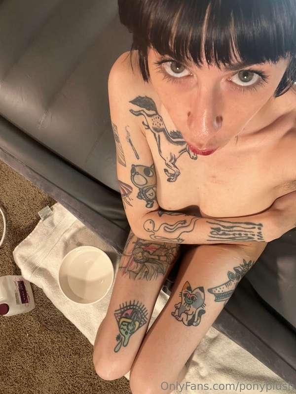 What popular fetish did I just try for the first time? 💦