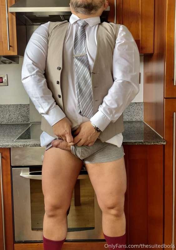 thesuitedboss image #4