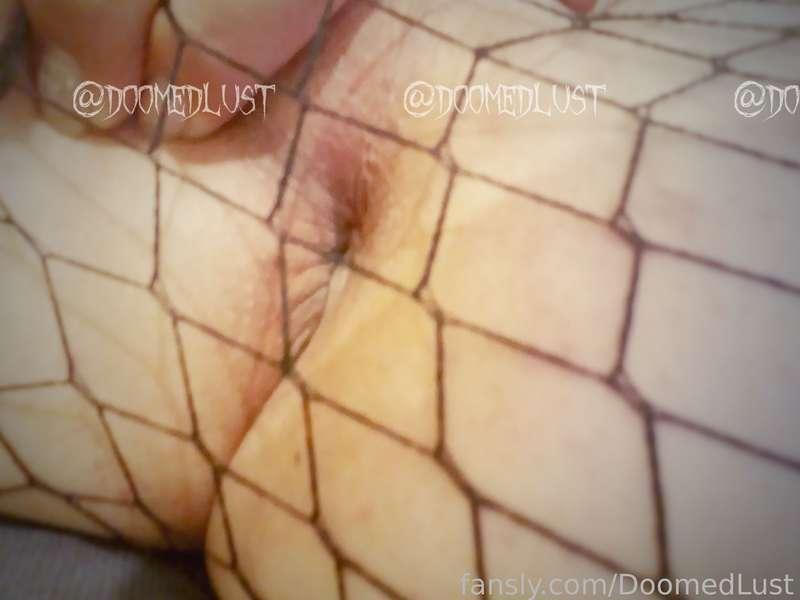doomedlust image #8