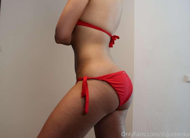 Red Bikini! Actually not my favorite. I like tomorrow's one ..