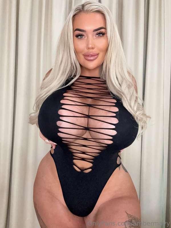 Check ur dms baby im online sexting now ❤️