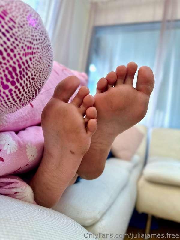 Part 2/2 Putting my soft soles on display just for you. 😘 My..