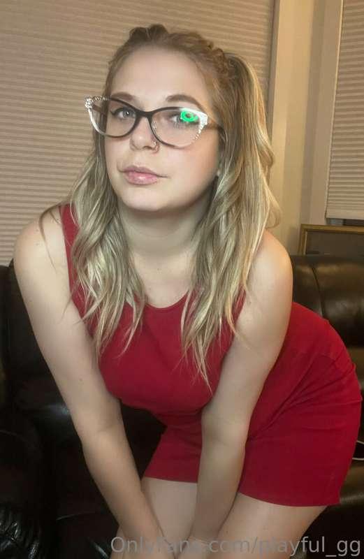 What’s my homework professor? To play with my pussy and cum ..