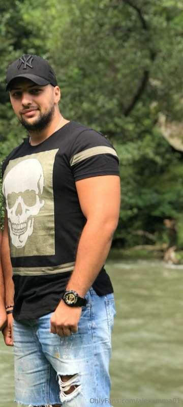 Old me 💪😁