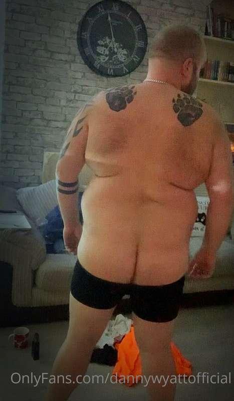 dannywyattofficial image #0