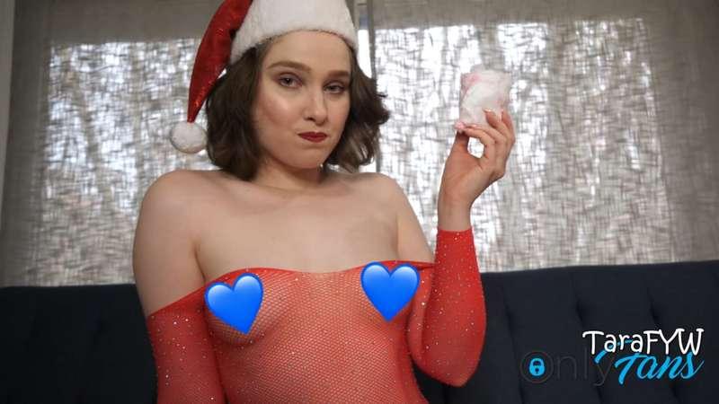 Christmas candy taste test 🎅 Includes tits & ass!