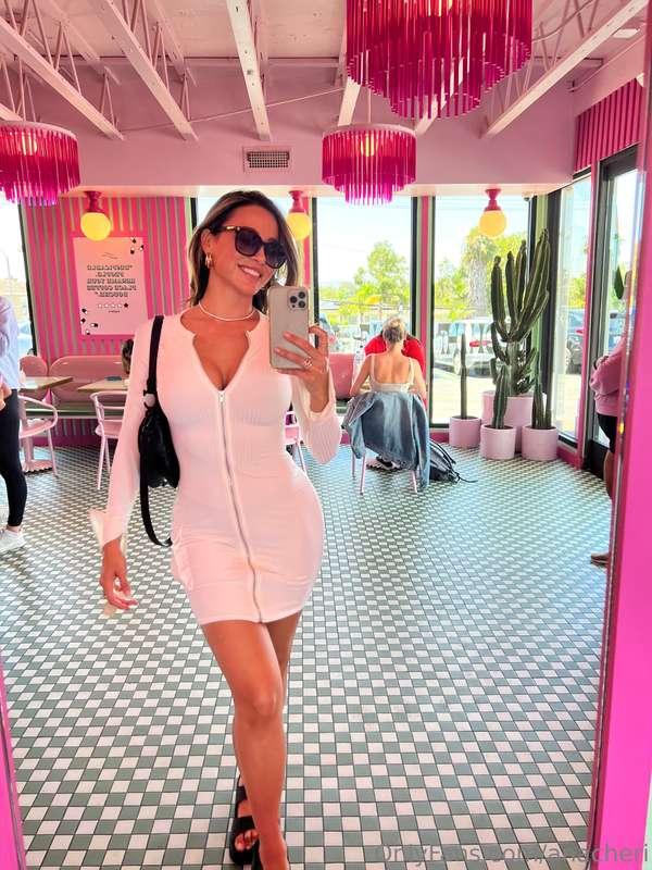 Have a great day everyone! 💕 If you want to see something se..