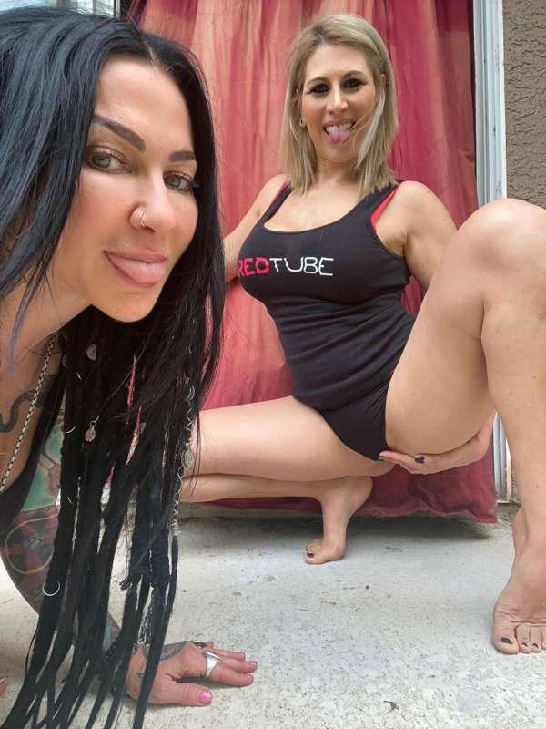 Had so much fun shooting with @jenzaya 🖤