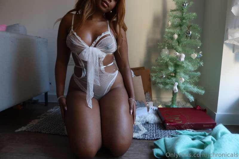 I've got the Christmas feels 🥰