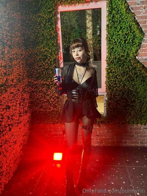 Here's my Halloween look for the party!👻