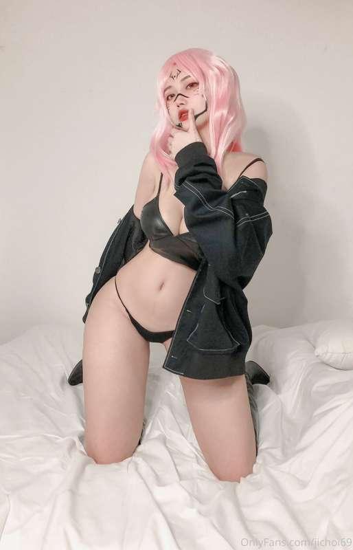 Hope U like my Sukuna Female Version Cosplay. I take more Le..