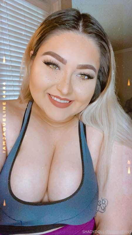 These tits deserve cum 💦