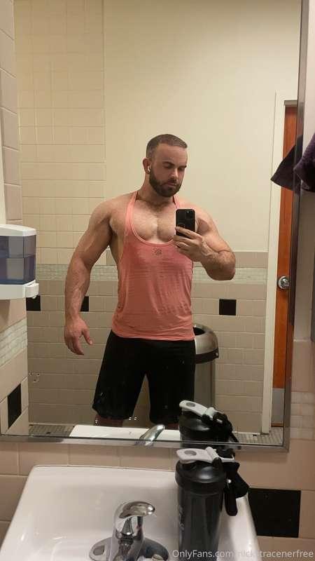 >> www.onlyfans.com/nick_stracener