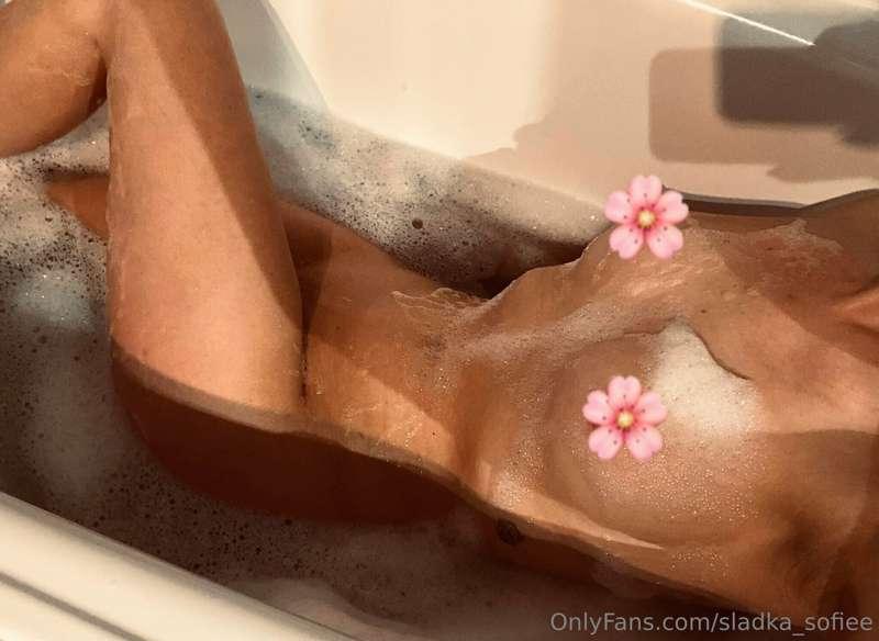 Bez cenzúry len na mojom hot VIP 🫧
Uncensored only on my hot..