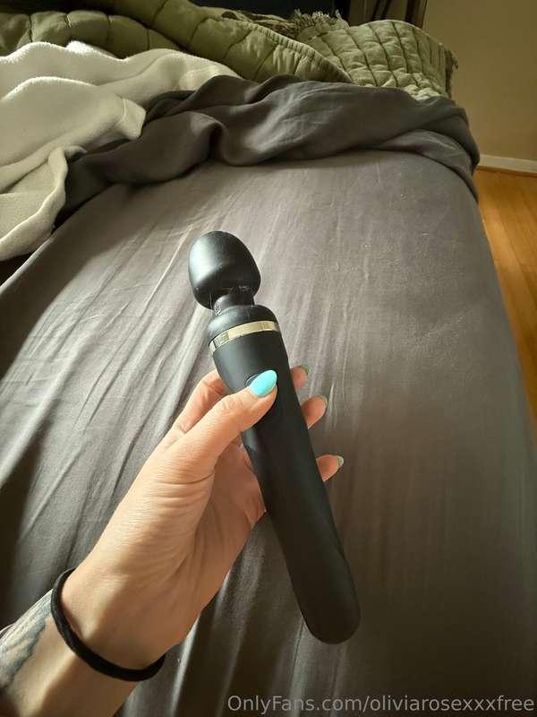 Starts in the shower, ends on my bed with my Domi wand and m..