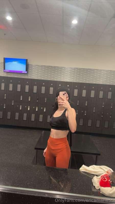 Who's ready to oil me up? 😈
