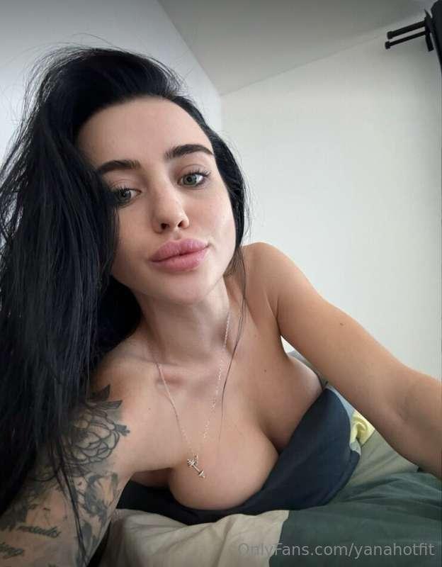 I was wondering how I could seduce you this morning💘🥰